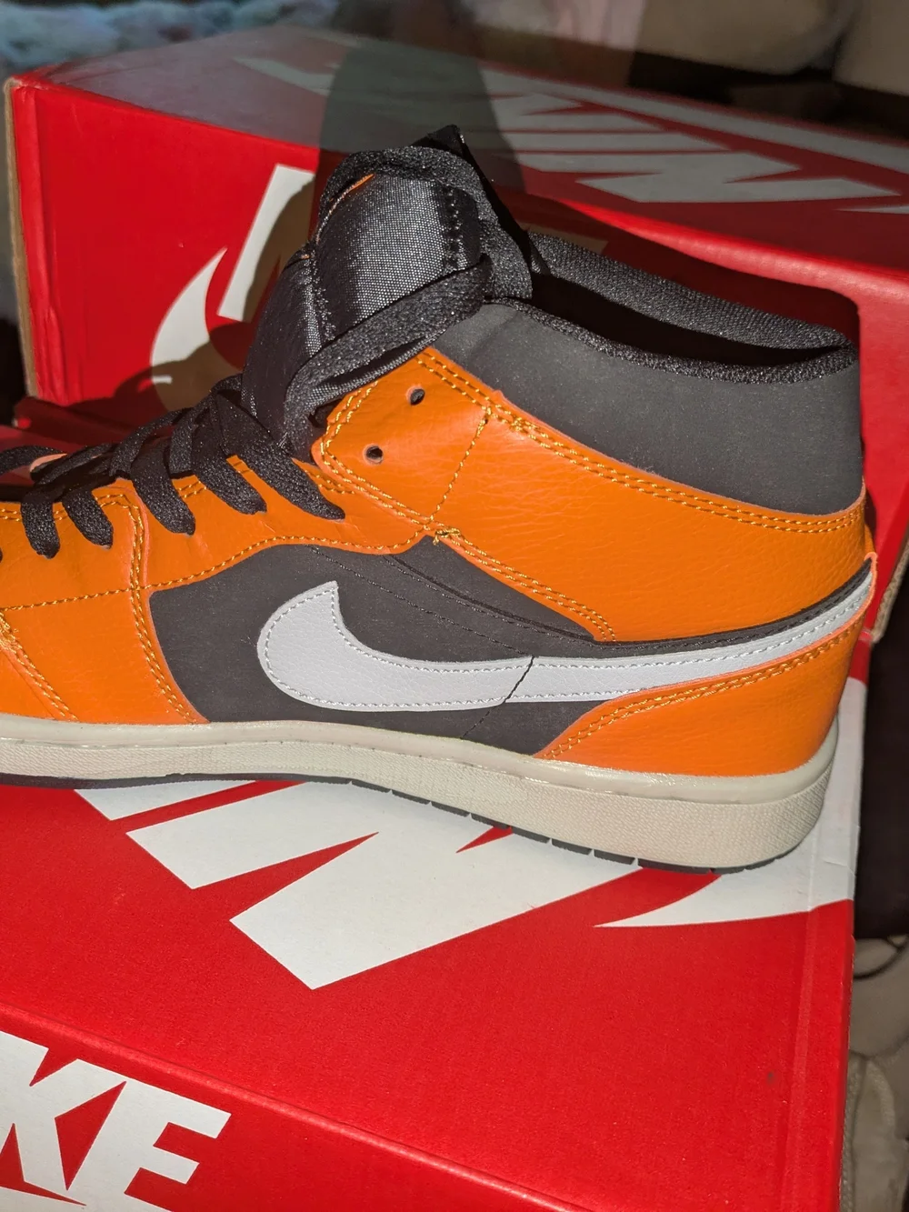 Men's Nike Air Jordan 1 High Zoom Orange, White, And Black Size 11 New In Box!